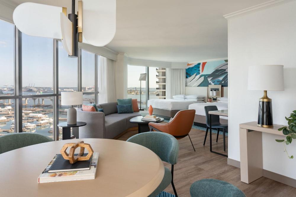 Junior Suite with Two Queen Beds and Bay View interior